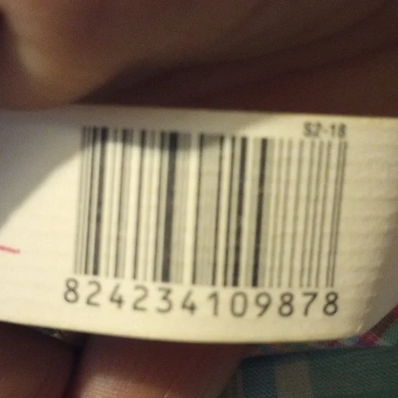 Clothes - Picture 2 of 2